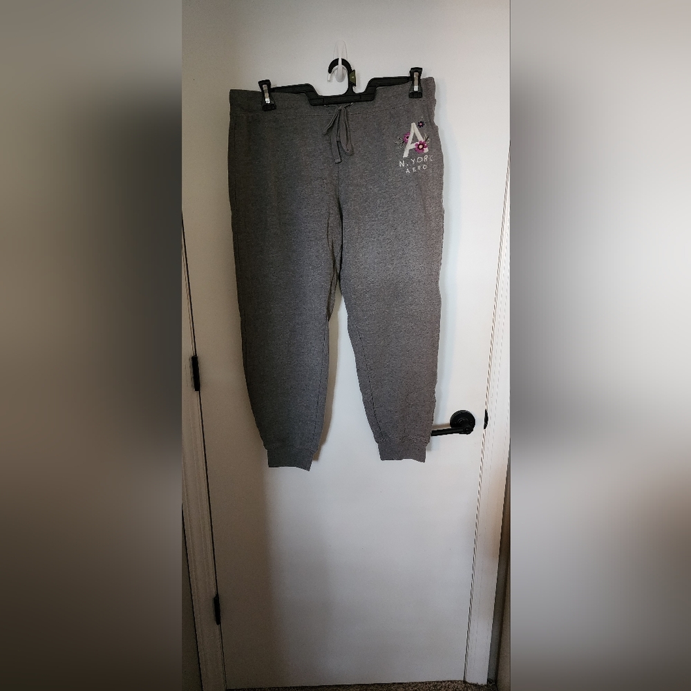 Aeropostale Gray Sweatpants for Woman